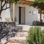 Islets Seafront Boutique *
