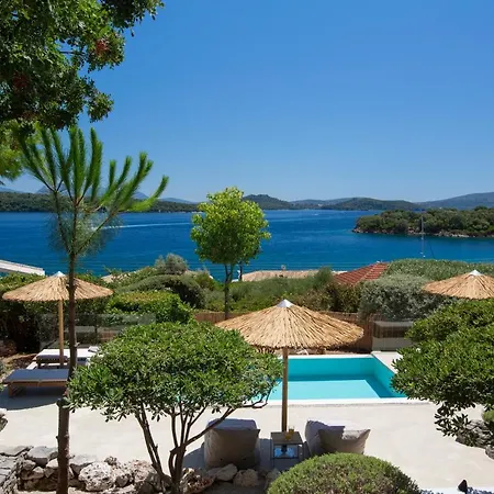 Islets Seafront Boutique Вилла Нидри